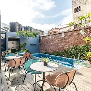 Tien Terrace Macalister 4* George Town